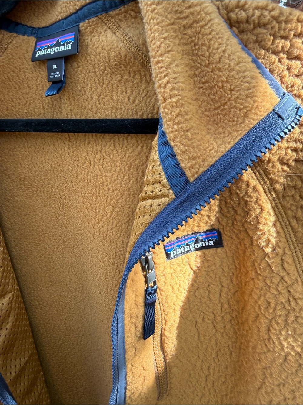 Patagonia Men's Sherpa Fleece Jacket - Mustard Gold with Blue Trim - Picture 3 of 6